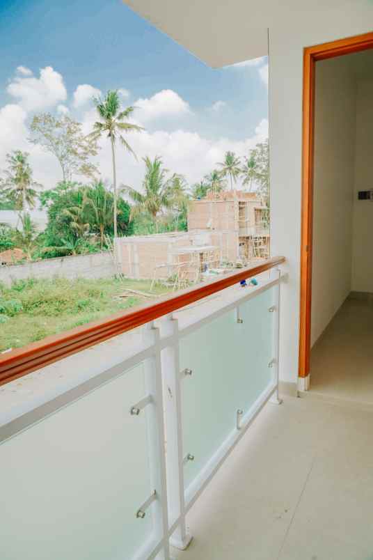 dijual rumah tajem ngemplak