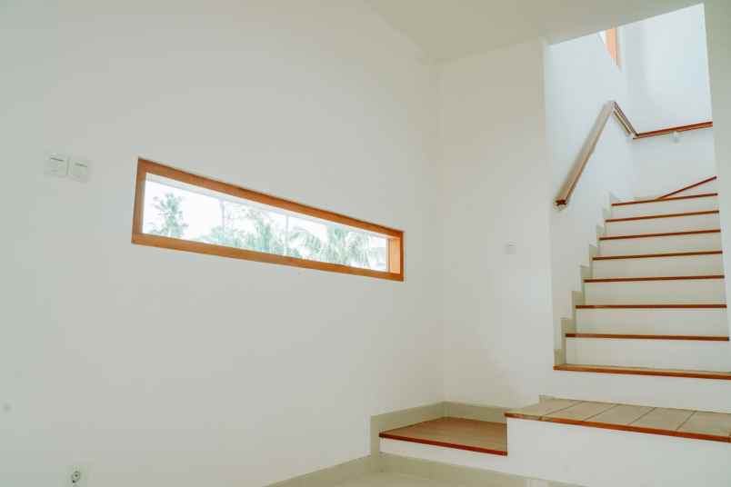 dijual rumah tajem ngemplak