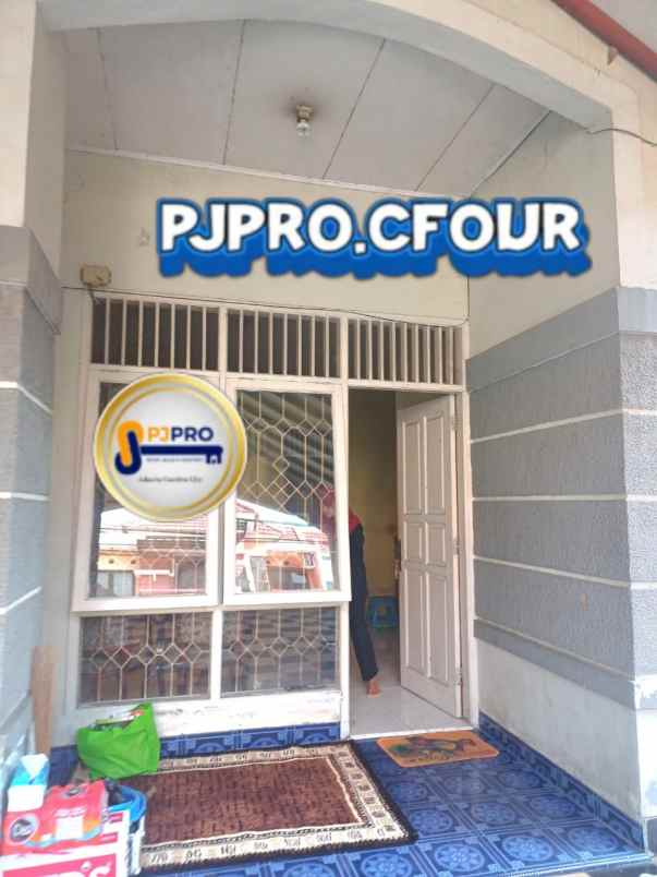 dijual rumah taman harapan baru