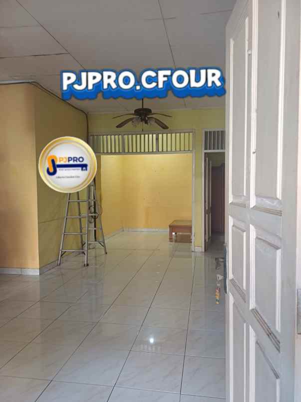 dijual rumah taman harapan baru