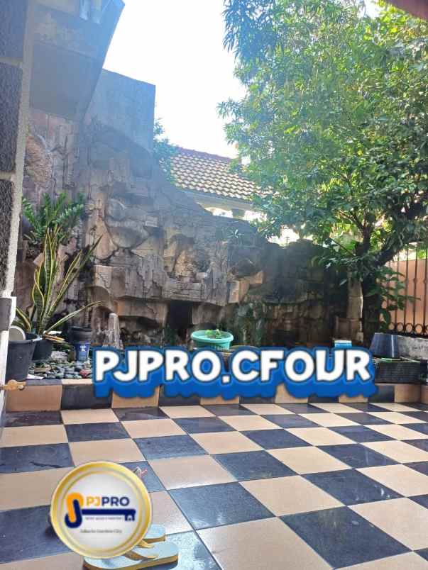 dijual rumah taman harapan baru