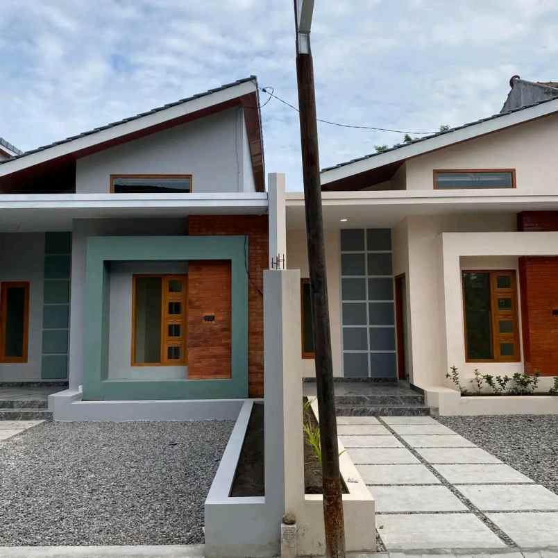 dijual rumah tamanmartani