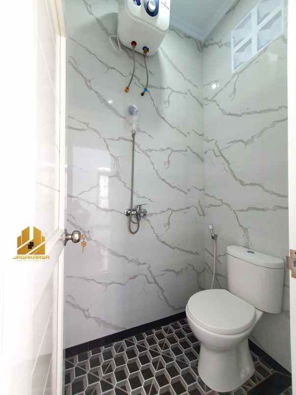 dijual rumah trjap037