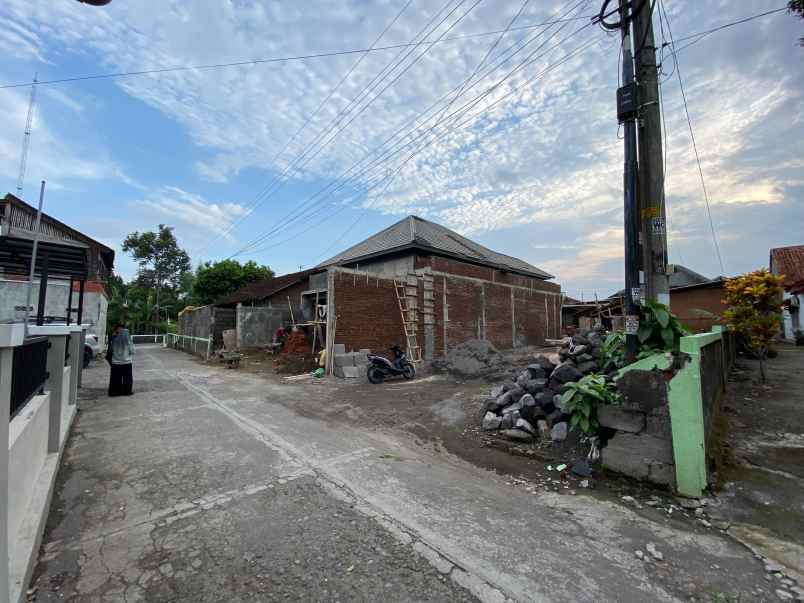 dijual rumah tundan purwomartani