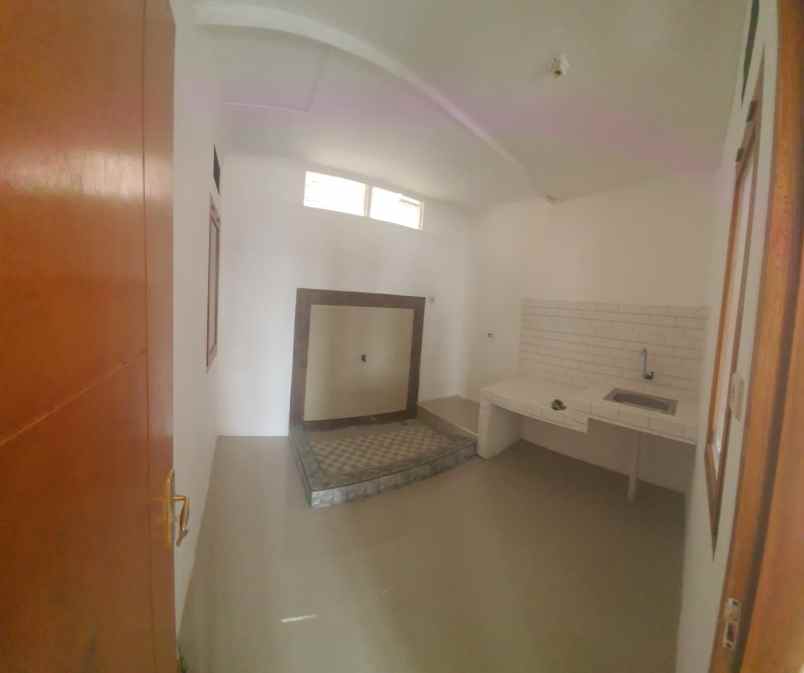 dijual rumah ujung berung