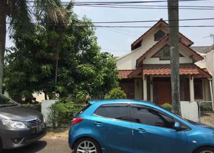 dijual rumah villa bintaro regency