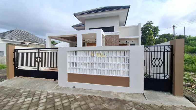 dijual rumah wedomartani kec ngemplak