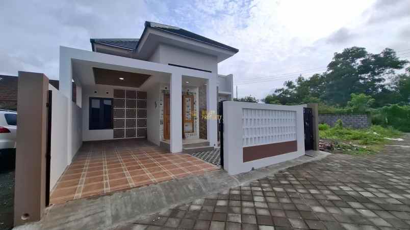 dijual rumah wedomartani kec ngemplak