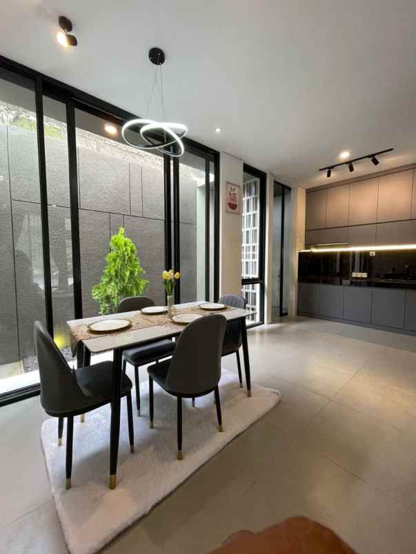 dijual rumah wedomartani ngemplak