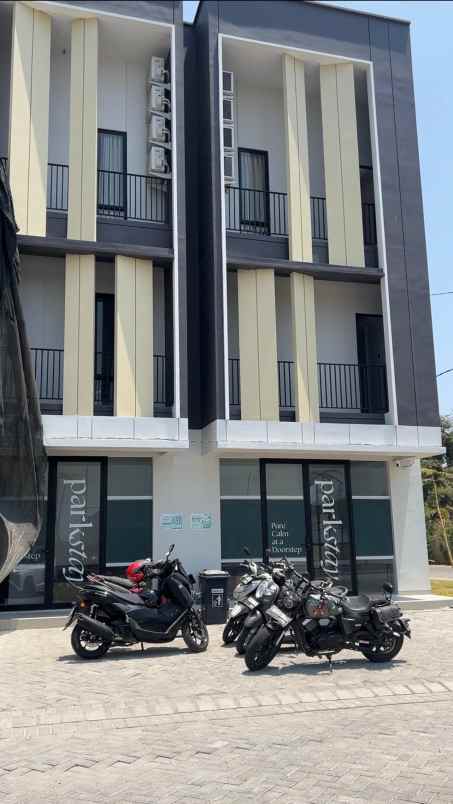dijual rumah wonorejo