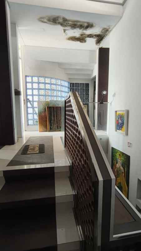dijual rumah woodland citraland