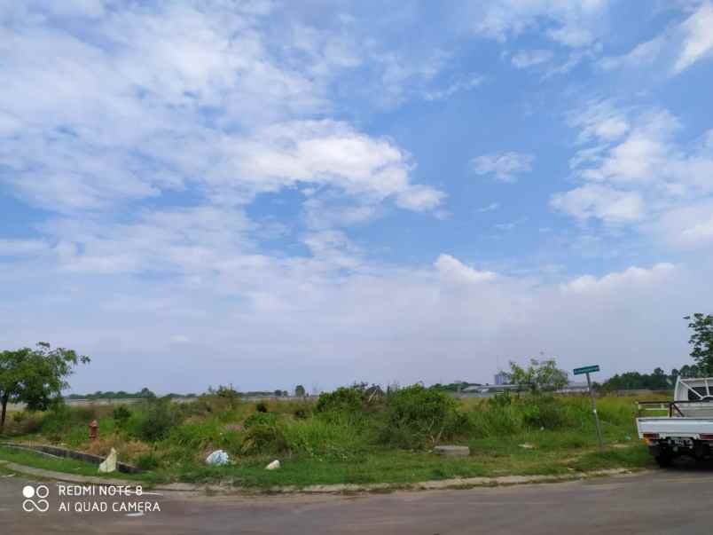 dijual tanah delta mas
