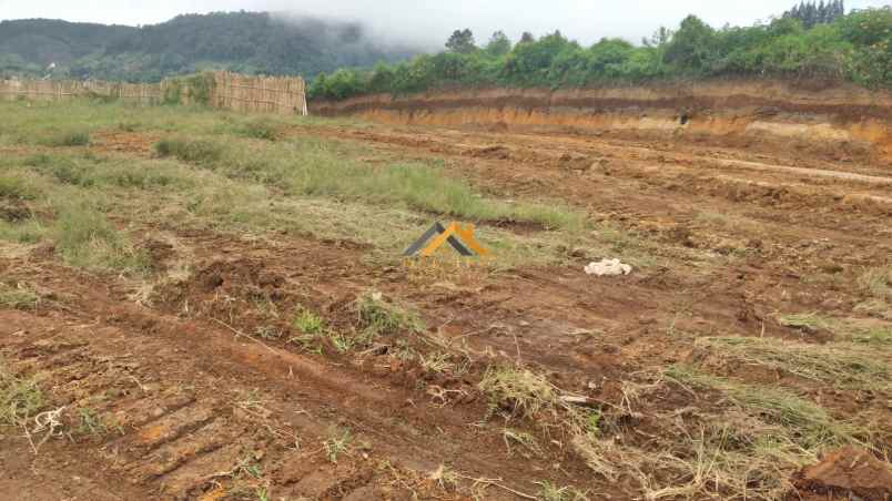 dijual tanah jalan kolam renang karo