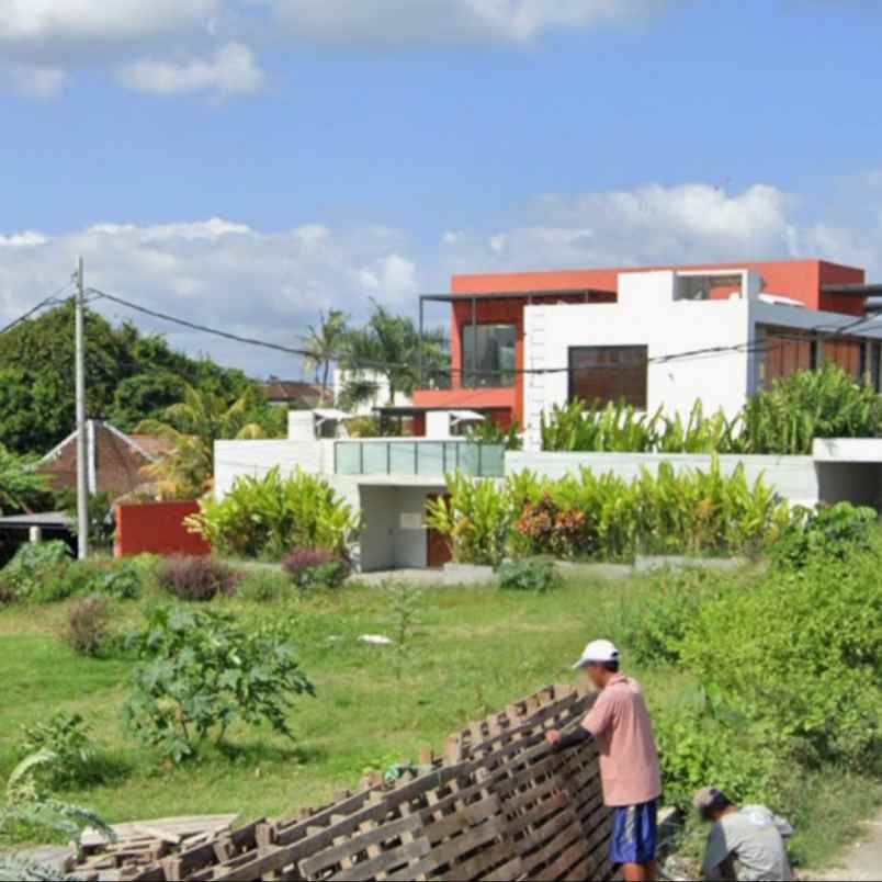 dijual tanah jl pantai pererenan