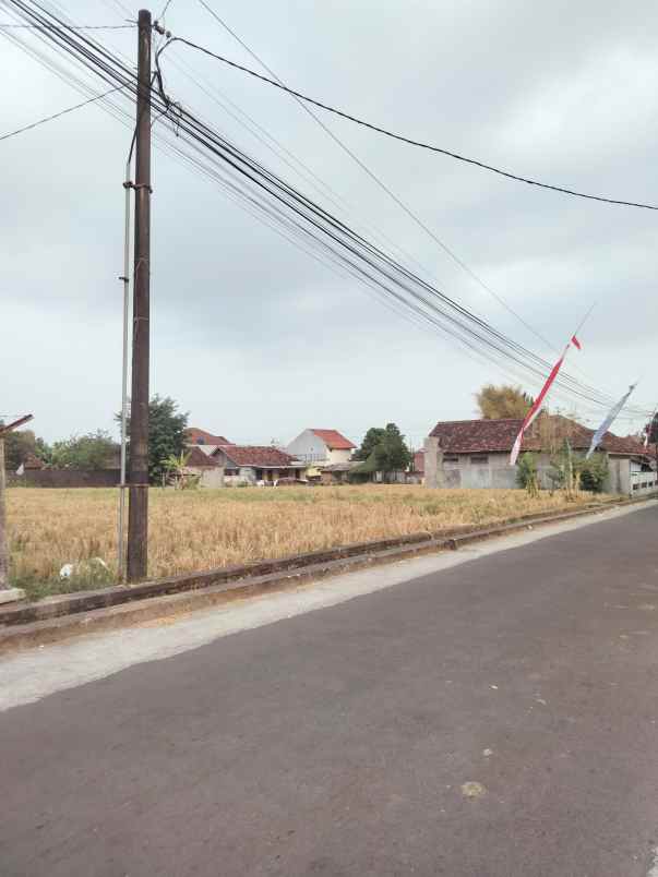 dijual tanah jl rajawali dayakan