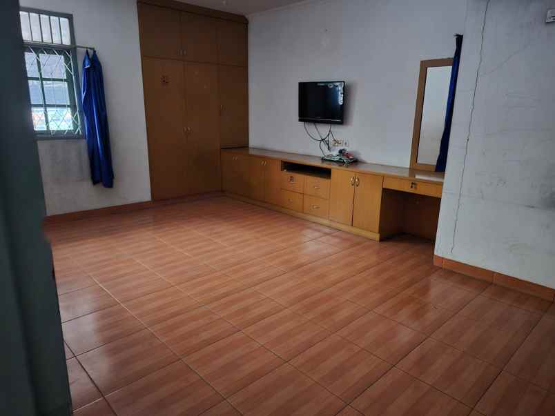 dijual tanah jl raya serpong pakulonan