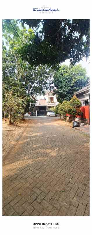 dijual tanah kencana loka sektor 12 bsd