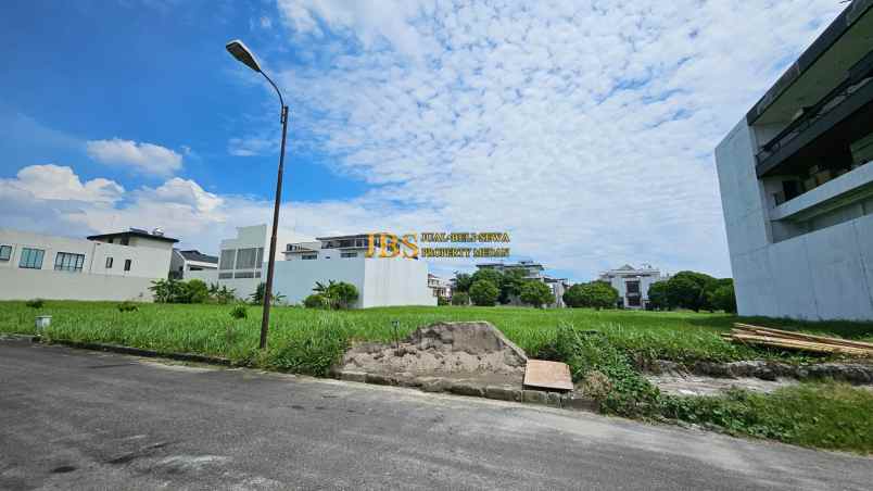 dijual tanah komplek taman malibu indah