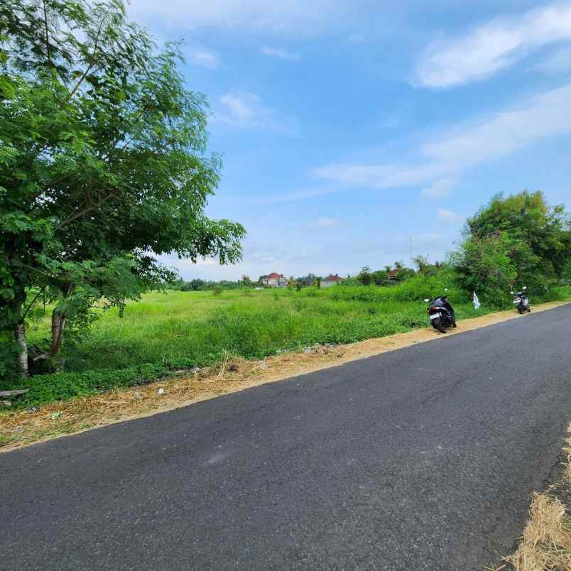 dijual tanah pantai kelating