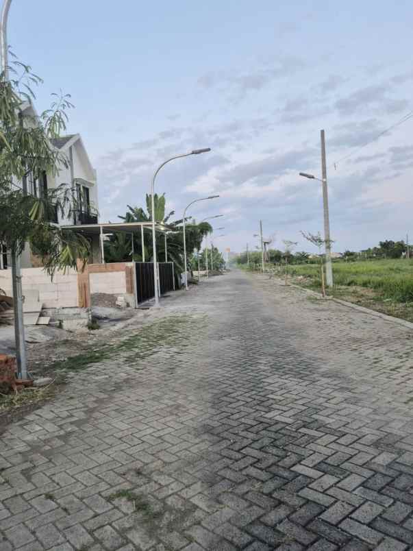 dijual tanah tanah tambak medokan ayu