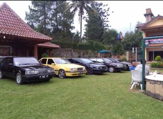 dijual villa cisarua