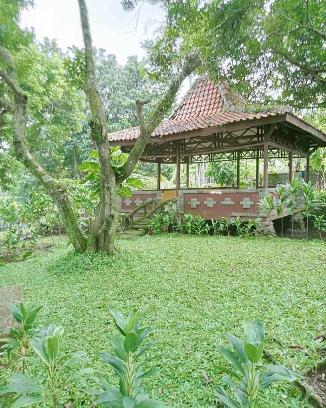 dijual villa jl mekar jaya kel