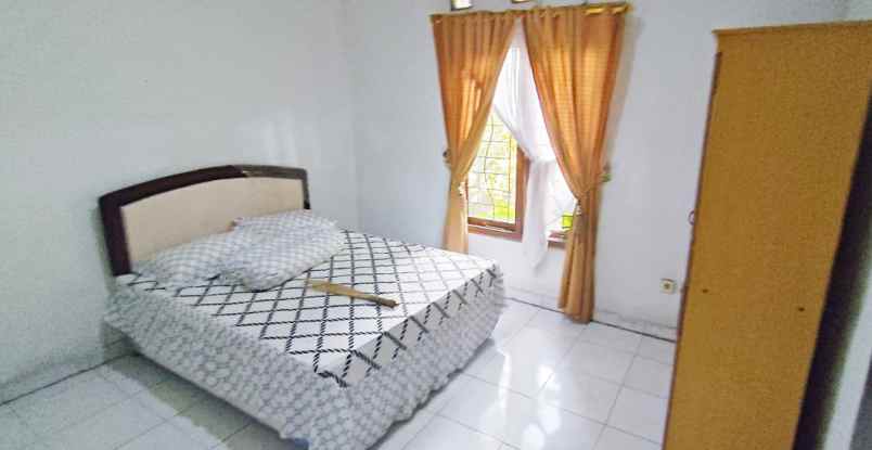 dijual villa jl mekar jaya kel