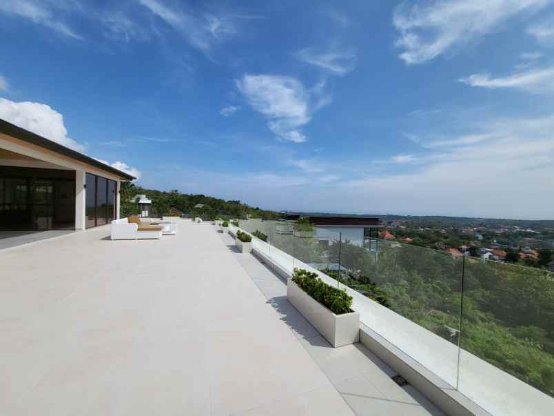 dijual villa mewah lokasi jimbaran bali