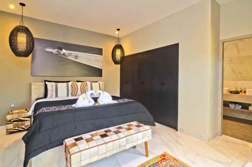dijual villa seminyak