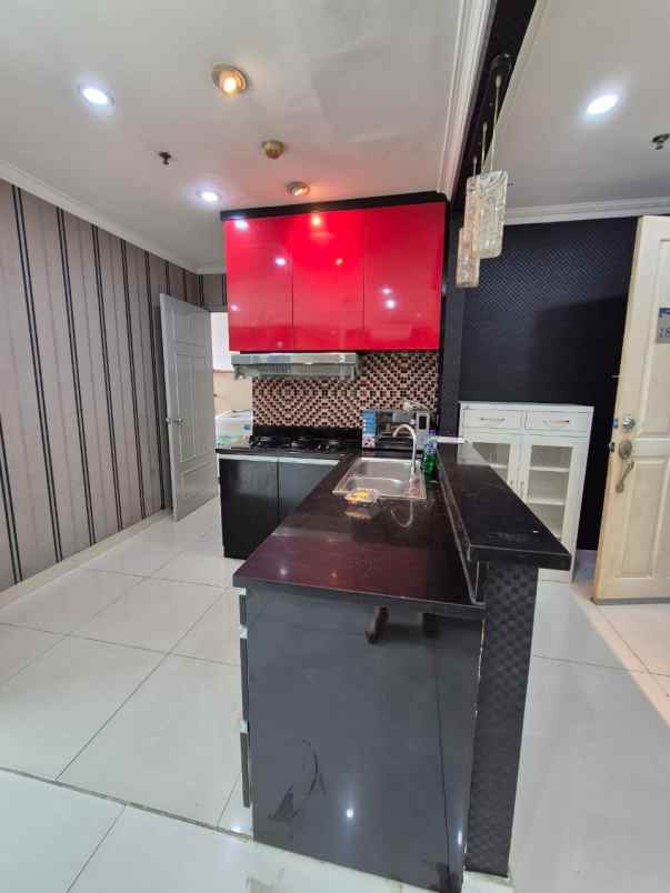 disewa apartemen french walk moi posisi hook furnished