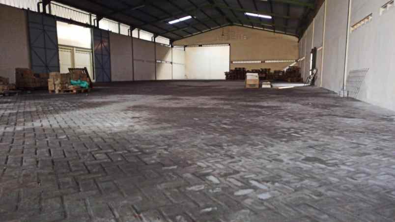disewakan gudang di margomulyo surabaya
