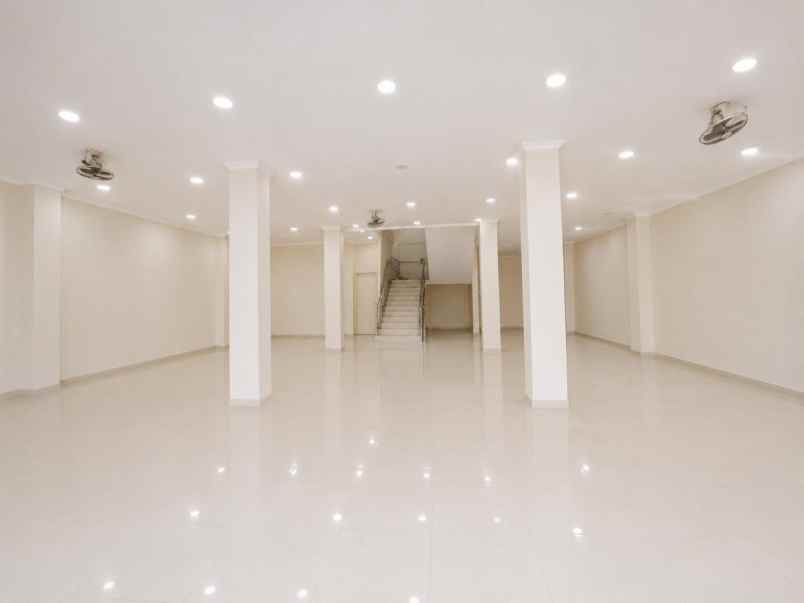 disewakan ruko gudang kantor jalan agus salim bekasi