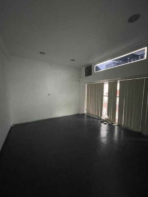 disewakan ruko gudang kantor jalan mampang prapatan