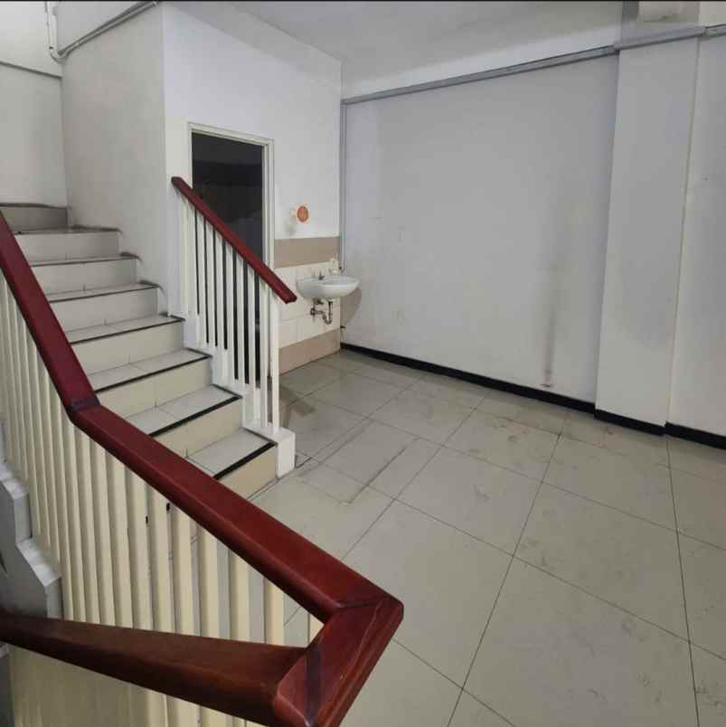 disewakan ruko gudang kantor jl rungkut industri raya