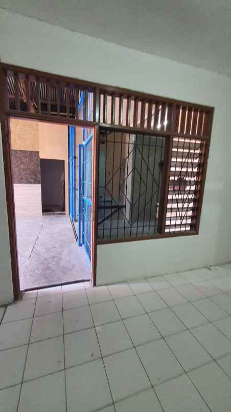 disewakan ruko gudang kantor kedung asem rungkut