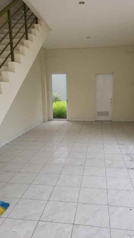 disewakan ruko gudang kantor north solvang square