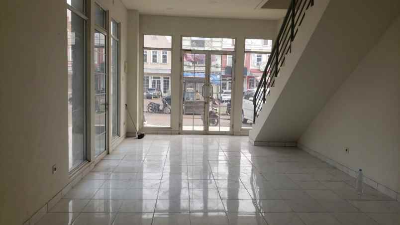 disewakan ruko gudang kantor north solvang square
