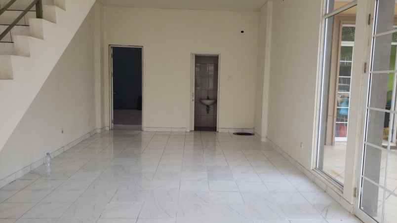 disewakan ruko gudang kantor north solvang square