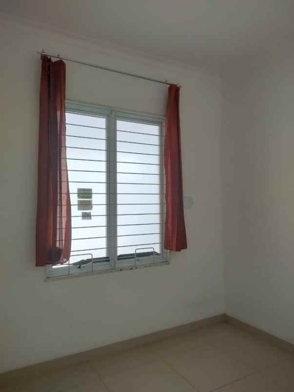 disewakan rumah cluster south thames