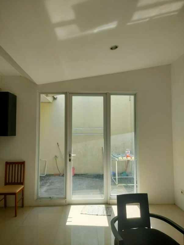 disewakan rumah cluster south thames