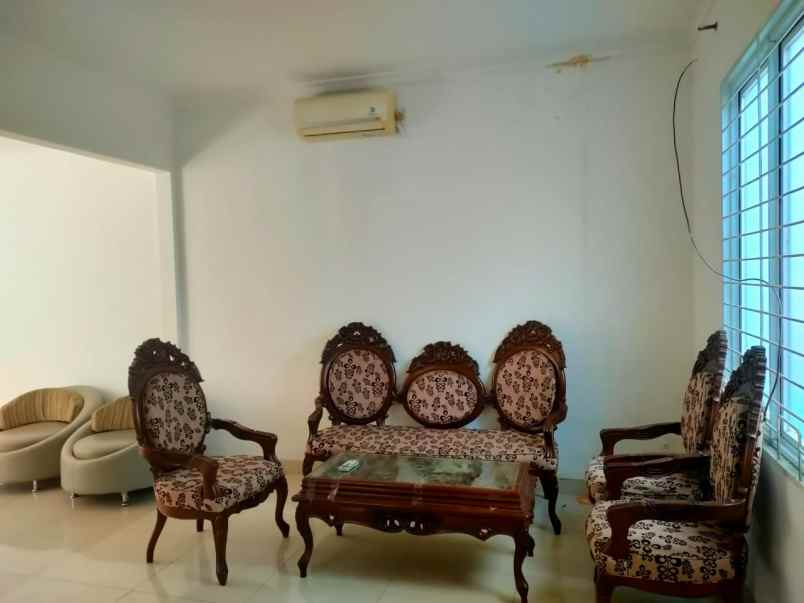 disewakan rumah cluster south thames