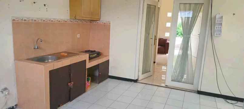 disewakan rumah di daerah sariwangi atas