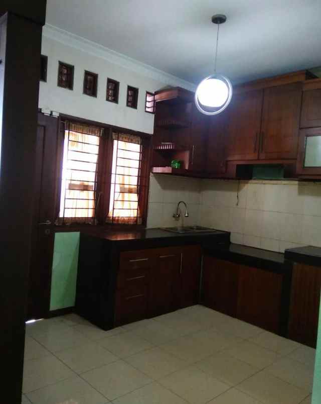 disewakan rumah jalan haji sulaiman gang