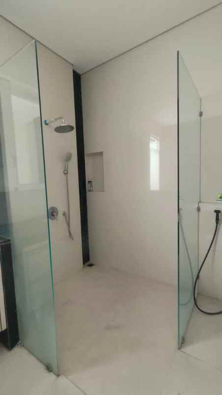 disewakan rumah jalan raya bypass mojoagung