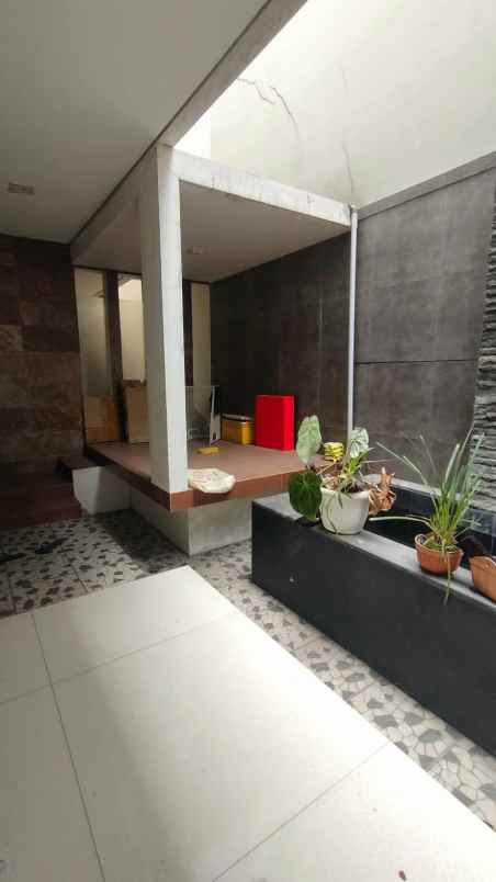 disewakan rumah jalan raya bypass mojoagung