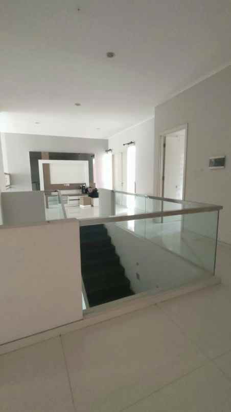 disewakan rumah jalan raya bypass mojoagung