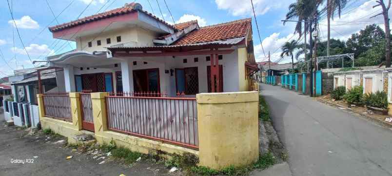 disewakan rumah jalan turi 3