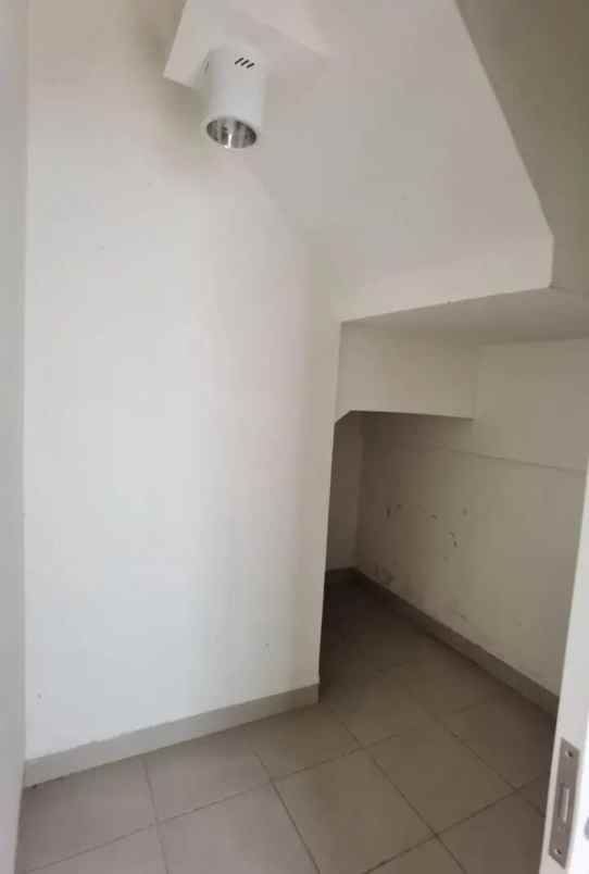 disewakan rumah lavon lavisa