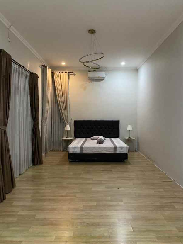 disewakan rumah mewah dekat kampus ugm dan uii full