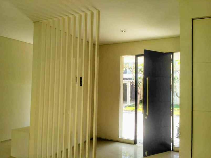 disewakan rumah pelican hill citraland